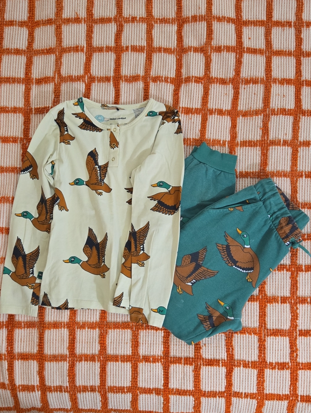 Mini Rodini Long Sleeve Top & Matching Sweatpants Set Size 8-9y